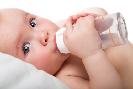 Quel lait choisir à la sortie de la maternité ?
